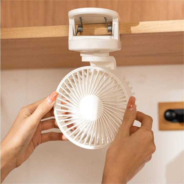 Mini Clip On Fan, Usb Rechargeable Strong Wind Desk Fan, Digital Display 3 Speeds Adjustable Bidirectional 360 ° Clip Fan, Super Strong Wind Mini Fan apricot